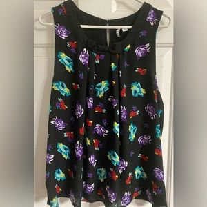 Elle XXL black no sleeve blouse with multi colors